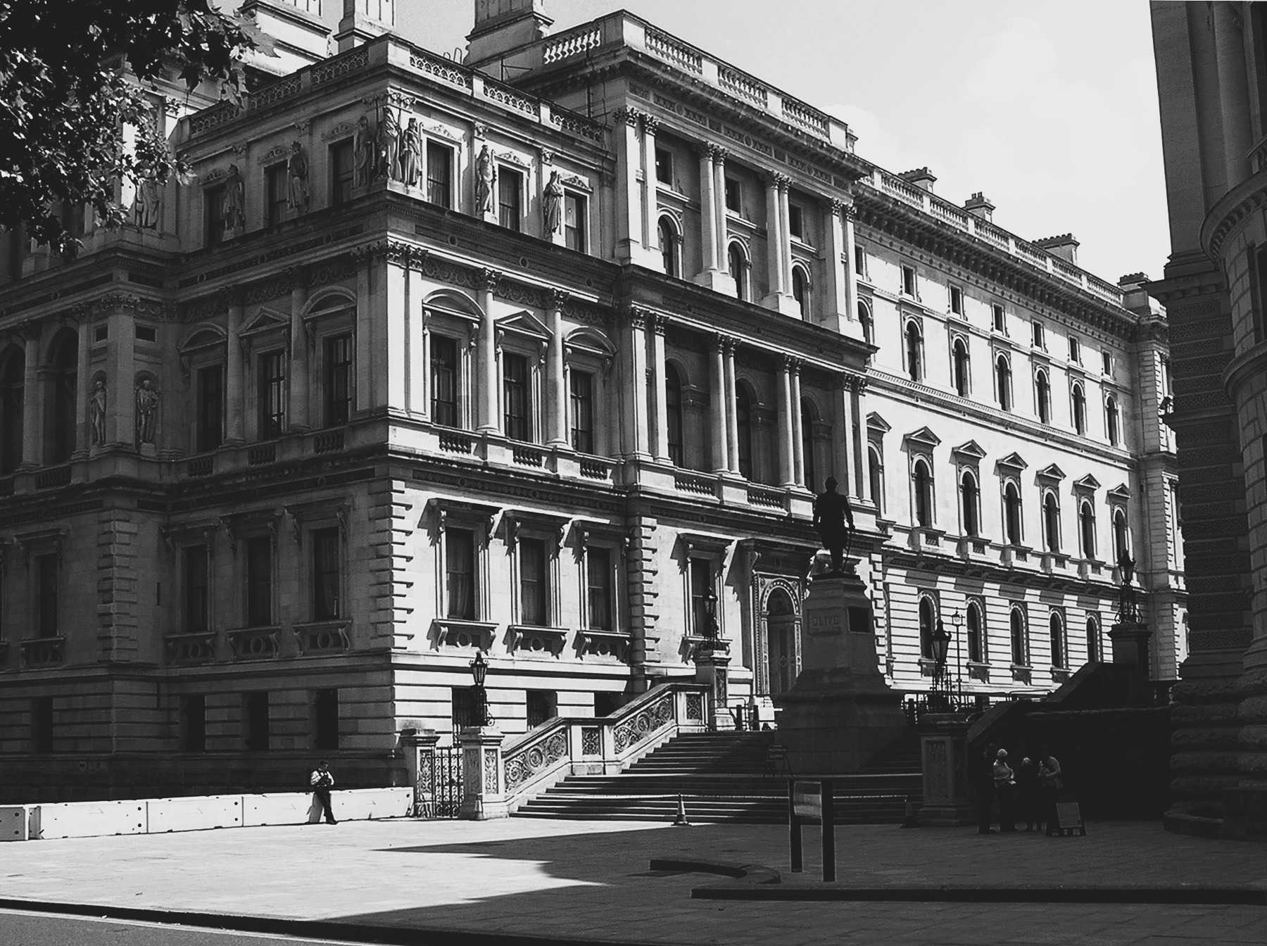 Instructions for British Servicemen in France 1944